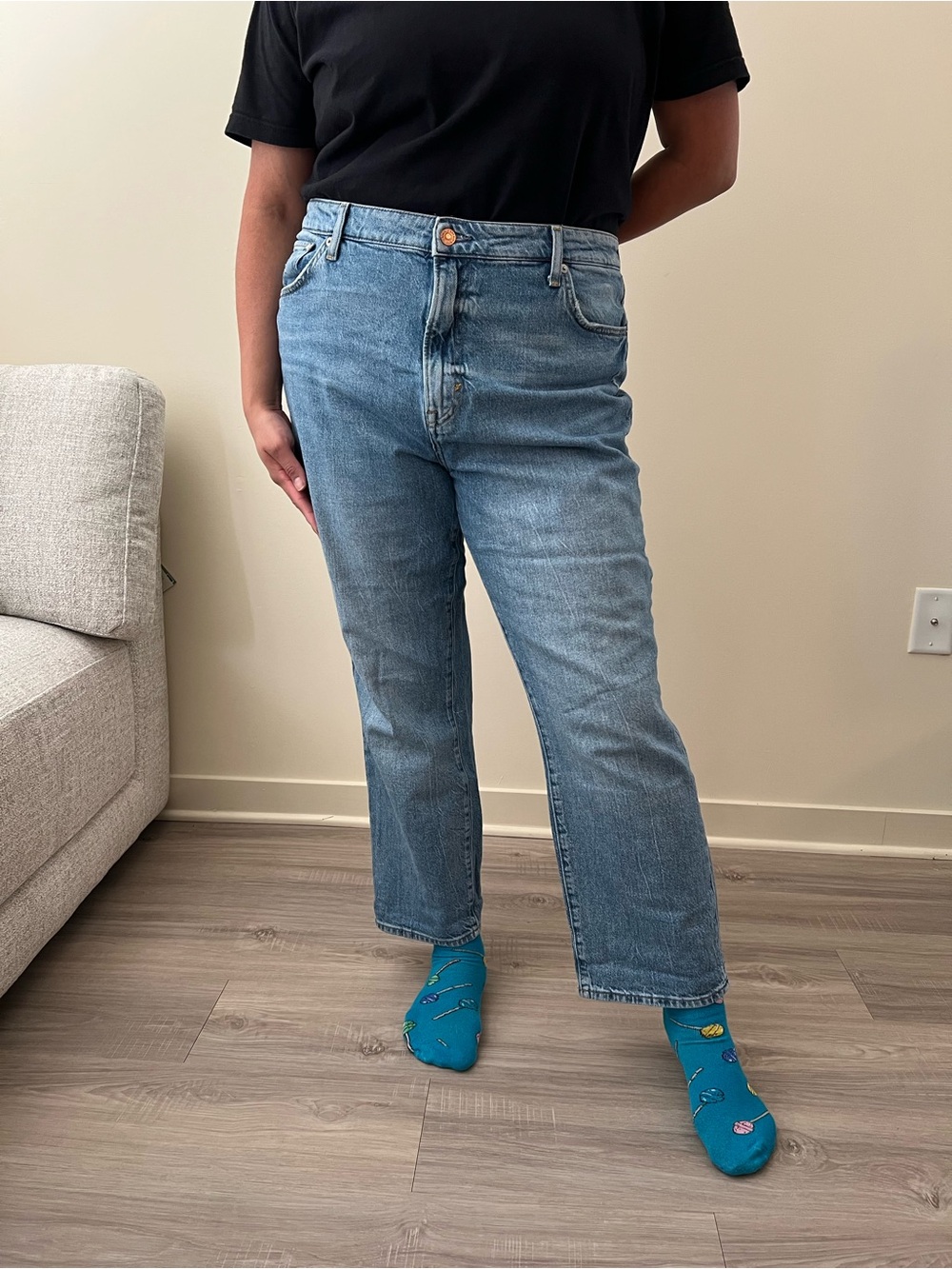 H&M Vintage Mom Jeans in Light Blue Shade